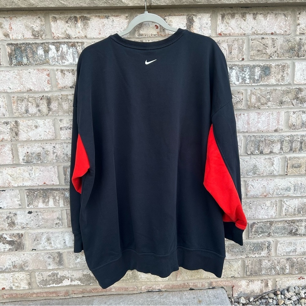 Nike Men's Black Sweater with Red and Blue Accents - Picture 2 of 10
